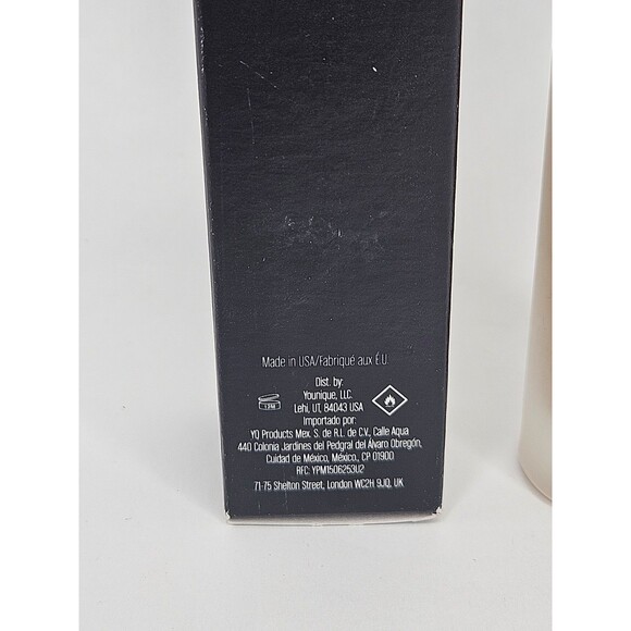Younique Mineral Touch Liquid Foundation in Eyelet .68 fl oz New in Box - Picture 4 of 6